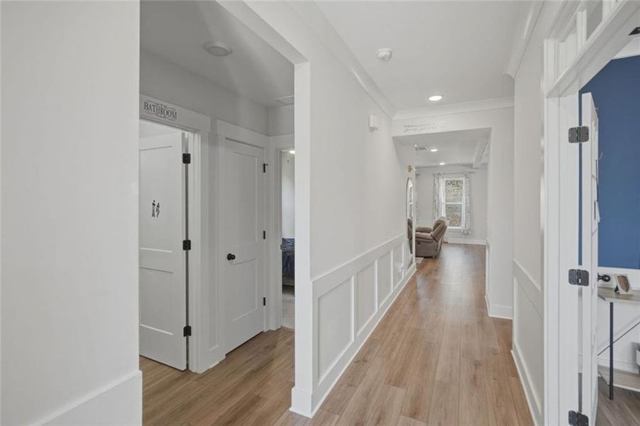 Spacious, unfurnished interior of a new home in Cambridge, Flowery Branch (Image 26). Spacious, unfurnished interior of a new home in Cambridge, Flowery Branch (Image 26).