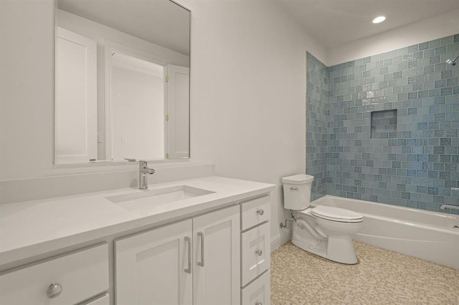 Furnished interior view inside a new home in , Fort Worth (Image 30).