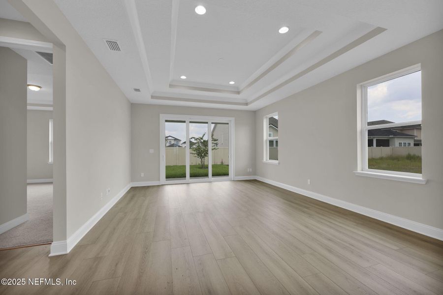 Spacious, unfurnished interior of a new home in Seabrook Village at Nocatee, Ponte Vedra (Image 19).