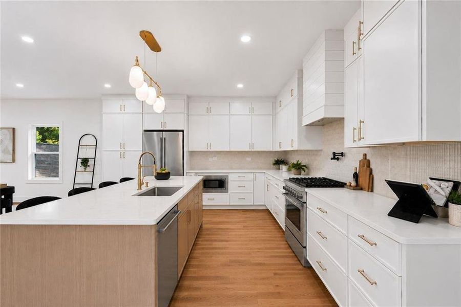 Furnished interior view inside a new home in , Atlanta (Image 12).