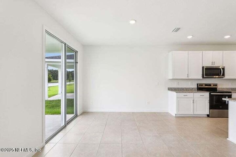 Spacious, unfurnished interior of a new home in Lakes at Bella Lago - Signature Series, Green Cove Springs (Image 19). Spacious, unfurnished interior of a new home in Lakes at Bella Lago - Signature Series, Green Cove Springs (Image 19).