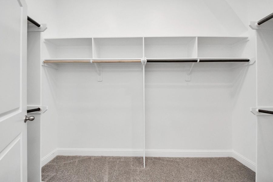 Spacious, unfurnished interior of a new home in Bridgeland: Signature Collection, Cypress (Image 18).