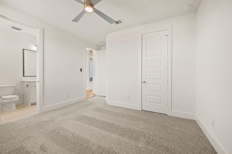 Spacious, unfurnished interior of a new home in Settlers Glen, New Fairview (Image 36).