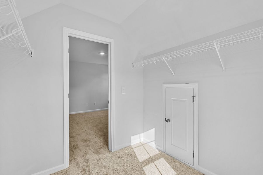 Spacious, unfurnished interior of a new home in Hanes Lake, Winston-Salem (Image 40).