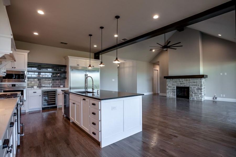 REPRESENTATIVE PHOTO REPRESENTATIVE PHOTO