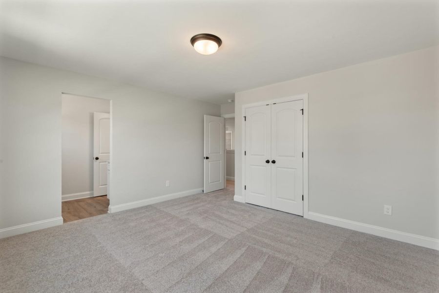 Spacious, unfurnished interior of a new home in Wexford, Elon (Image 36). Spacious, unfurnished interior of a new home in Wexford, Elon (Image 36).