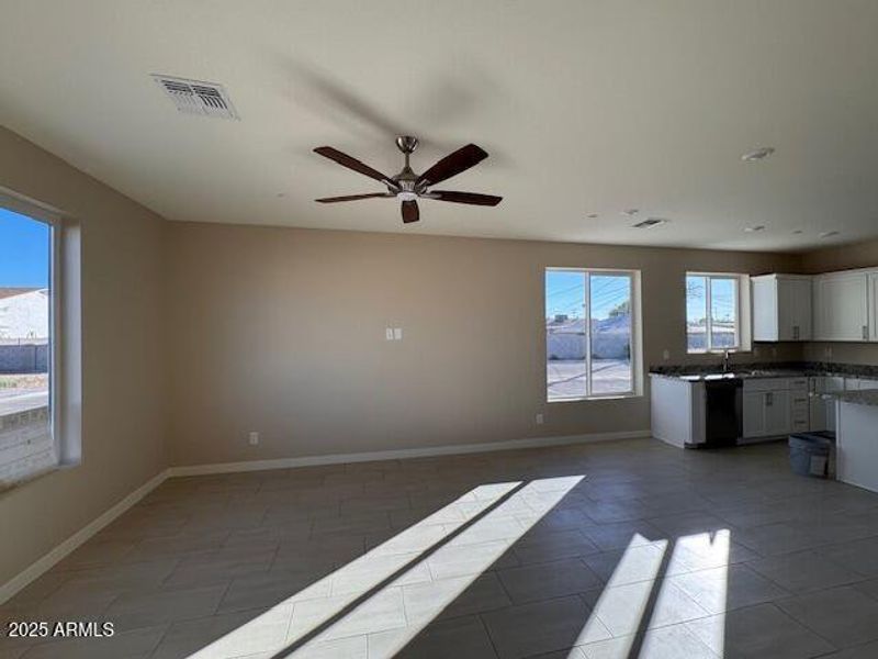 359407D5-E3AA-442D-A68D-3C590BCAC11B