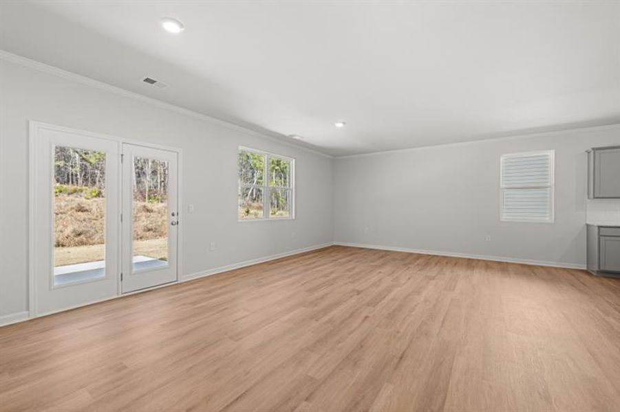 Spacious, unfurnished interior of a new home in Northwoods at Mirror Lake, Villa Rica (Image 17).