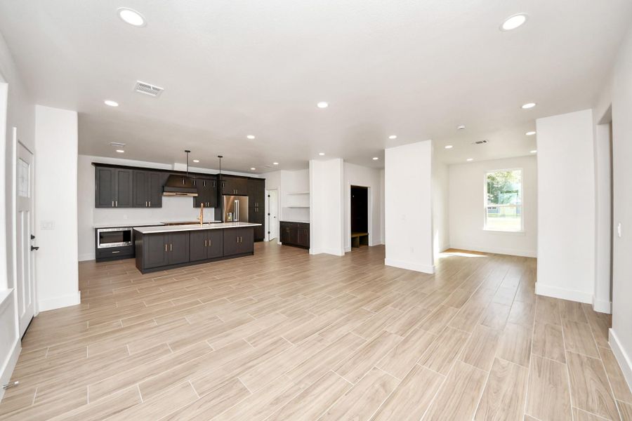 Spacious Open Kitchen