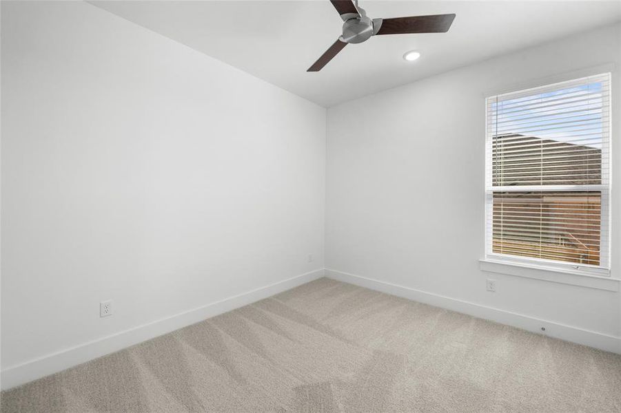 Spacious, unfurnished interior of a new home in Rosenthal Estates, Lorena (Image 14).