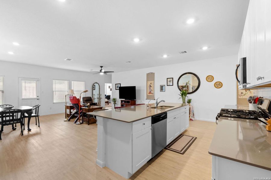 Furnished interior view inside a new home in Hidden Trails, Bulverde (Image 16).