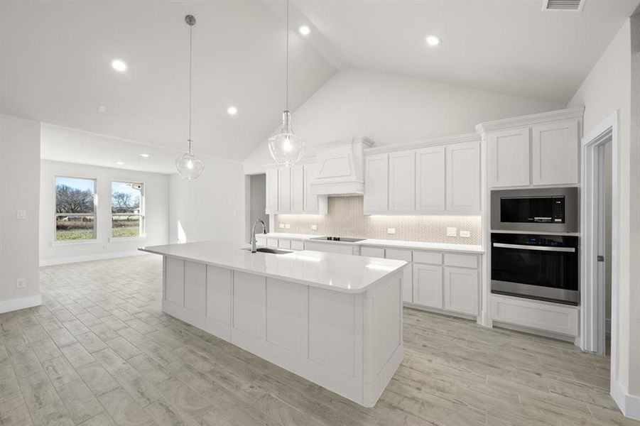 2340 Oak Knoll- Kitchen-2