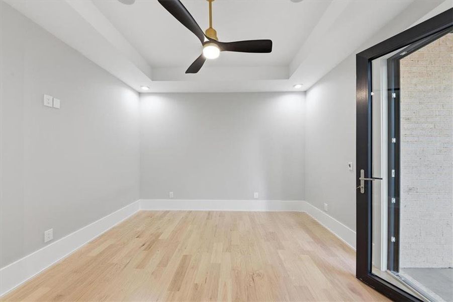 Spacious, unfurnished interior of a new home in , Lawrenceville (Image 75).