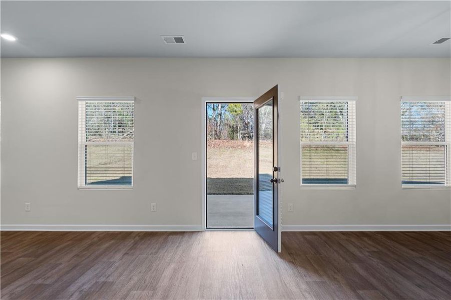 Spacious, unfurnished interior of a new home in , Covington (Image 29).