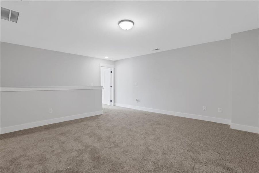 Spacious, unfurnished interior of a new home in , Dawsonville (Image 17).
