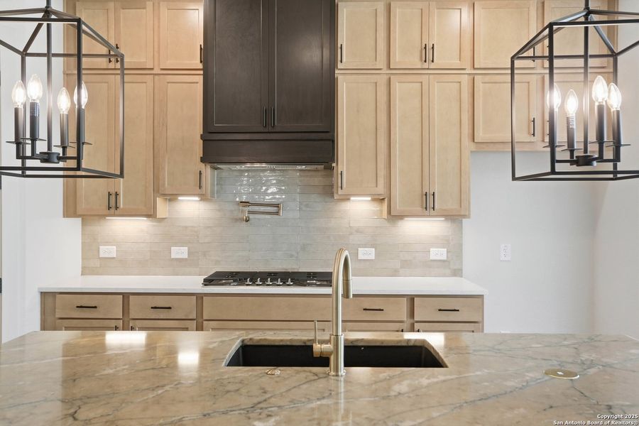 Furnished interior view inside a new home in Kinder Ranch 70's, San Antonio (Image 14).