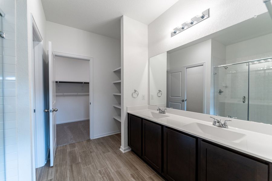 Furnished interior view inside a new home in Hunter's Ranch, San Antonio (Image 7).