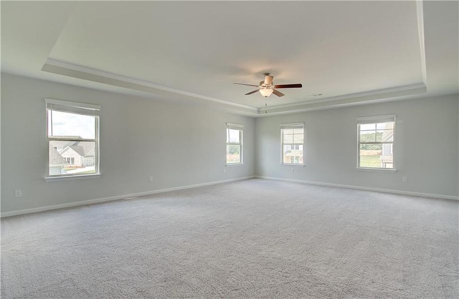 Spacious, unfurnished interior of a new home in Grandview at Millers Mill, Stockbridge (Image 20).