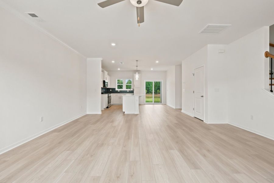 Spacious, unfurnished interior of a new home in Westwood Reserve, Conway (Image 15).