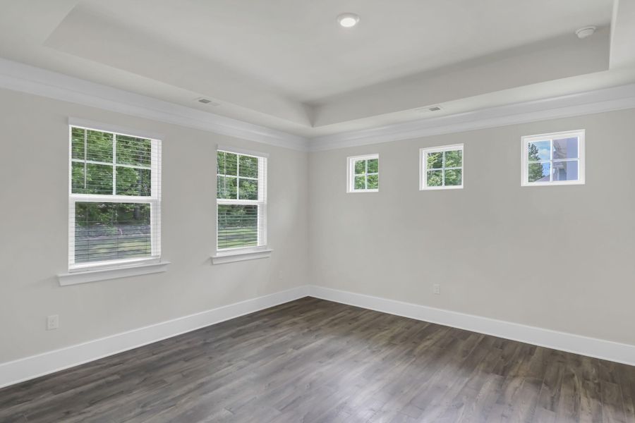 Spacious, unfurnished interior of a new home in The Cove at Mallard Crossing, Summerville (Image 14).