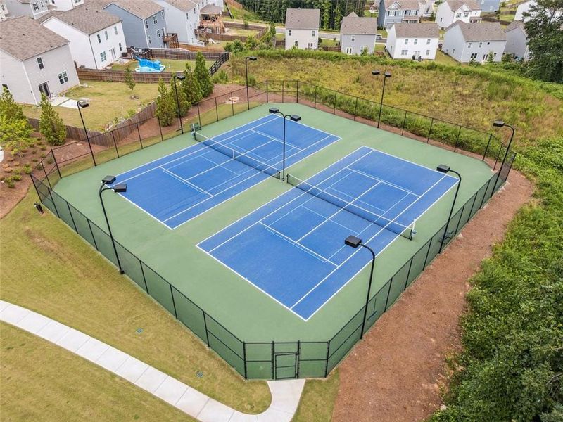 Image 36 of a home in Etowah Preserve.