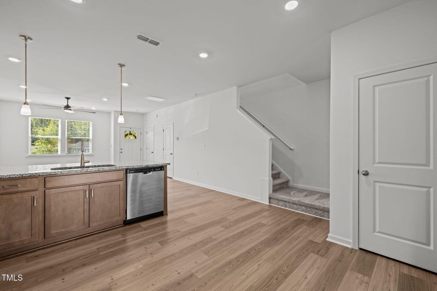 12-web-or-mls-5Z8A2311 12-web-or-mls-5Z8A2311