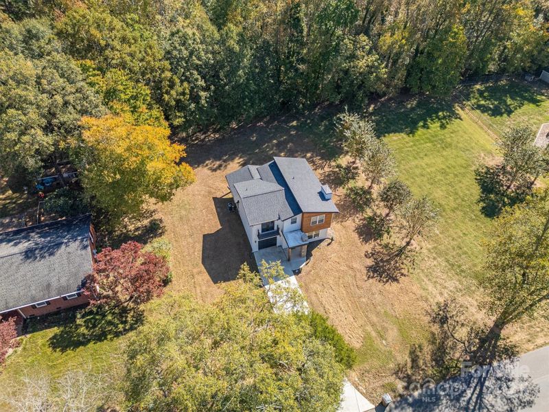 Image 43 of a home in .