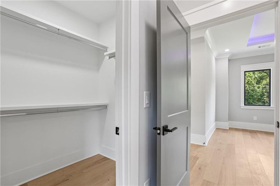 Spacious, unfurnished interior of a new home in , Braselton (Image 98).