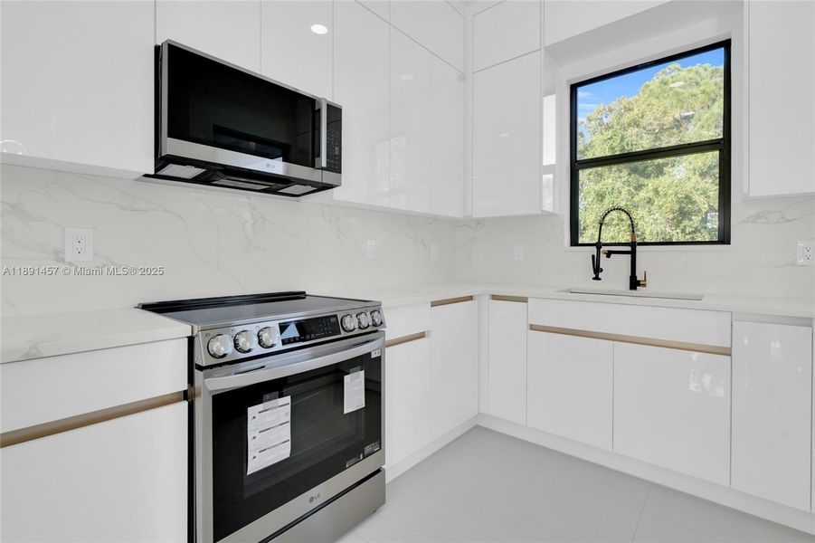 Furnished interior view inside a new home in , Lehigh Acres (Image 5). Furnished interior view inside a new home in , Lehigh Acres (Image 5).