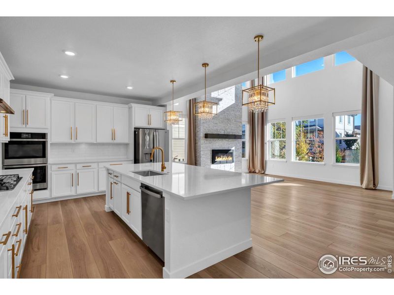 Upgraded cabinet pulls and lighting Upgraded cabinet pulls and lighting