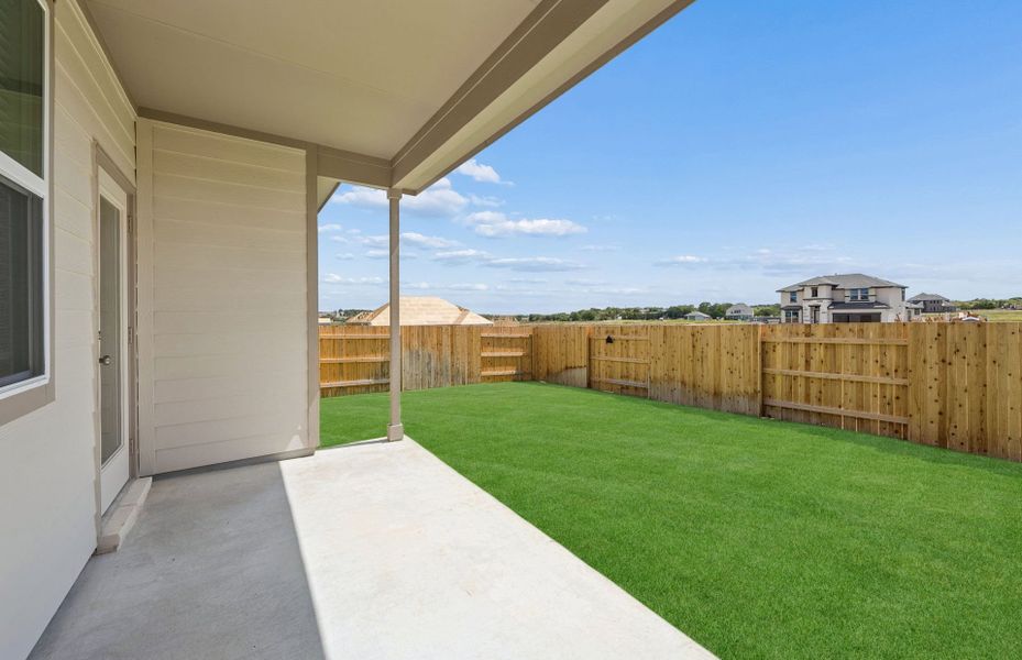 Exterior details and patio area of a home in Sunfield, Buda (Image 22).