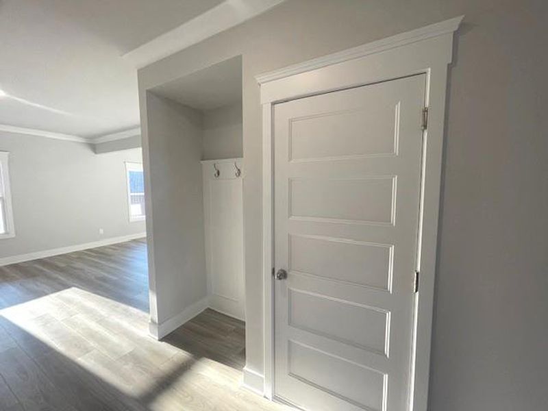 Spacious, unfurnished interior of a new home in Ponderosa Farms Estates, Gainesville (Image 40).