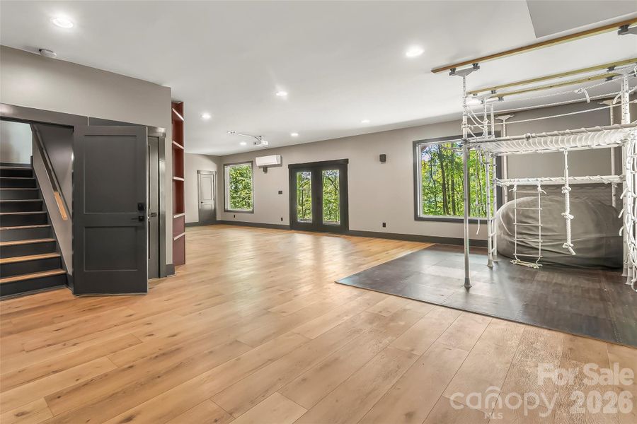 Spacious, unfurnished interior of a new home in , Morganton (Image 20).