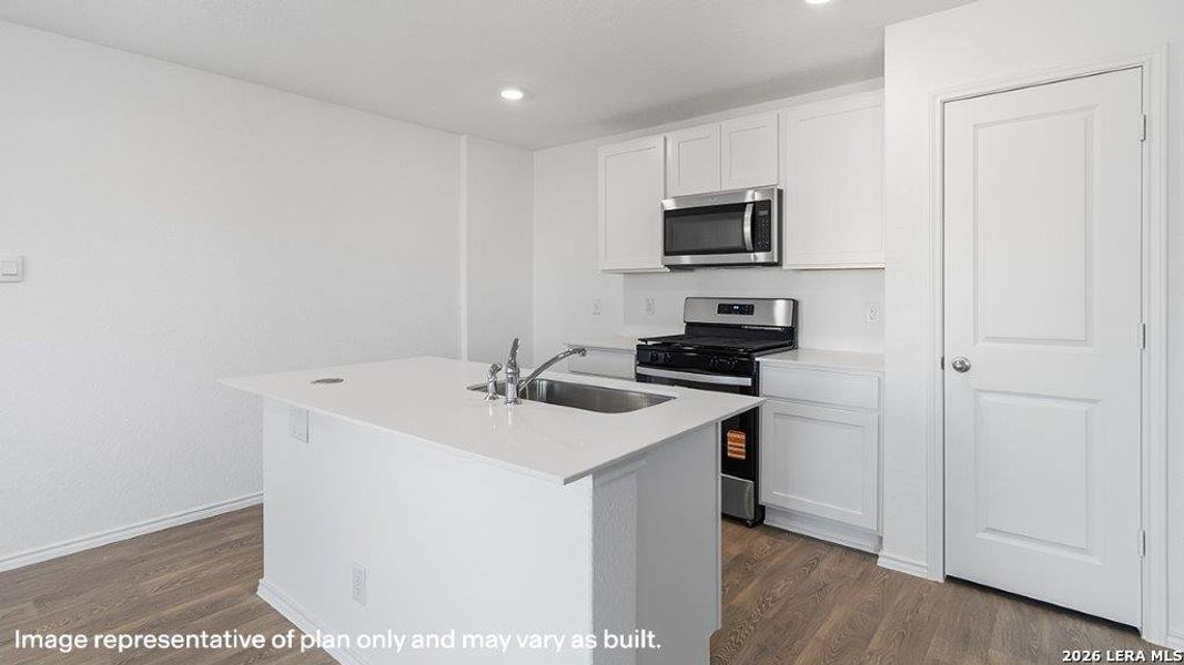 Furnished interior view inside a new home in Blue Ridge Ranch, San Antonio (Image 8).