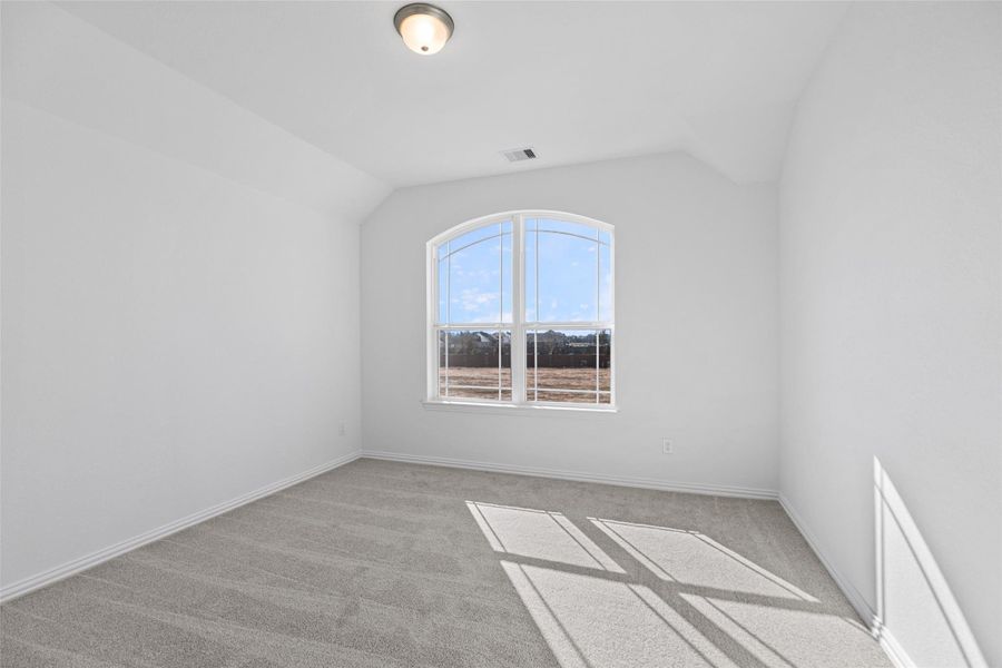 Spacious, unfurnished interior of a new home in Wildrye, Waller (Image 19).