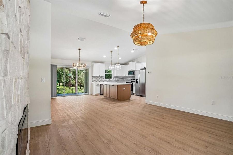 Image 50 of a home in .