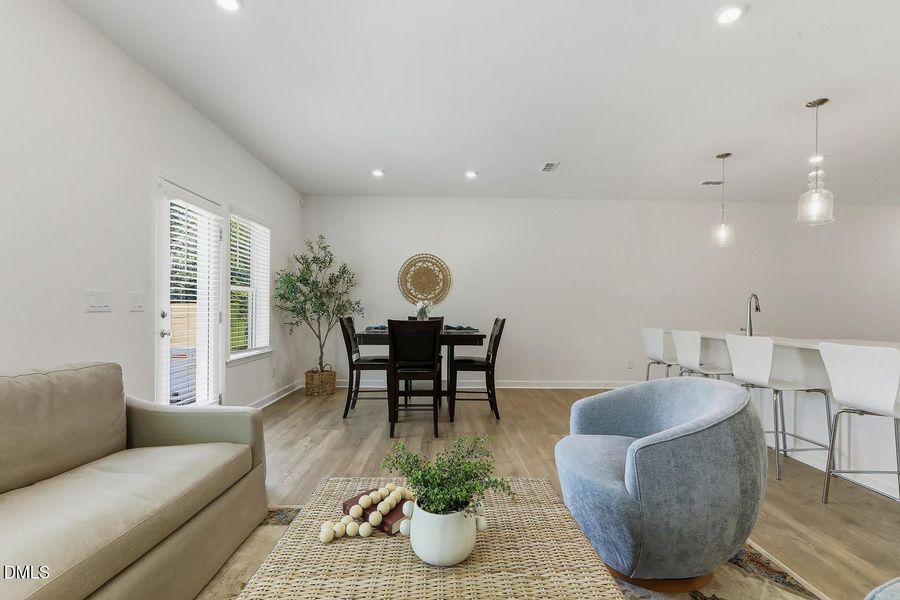 023-024-Family Room-1500x1000