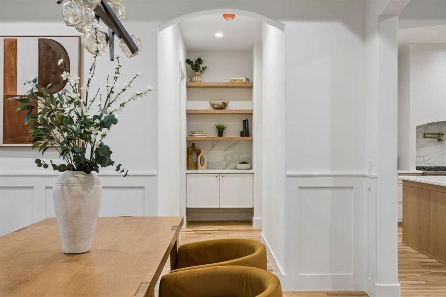 Furnished interior view inside a new home in , Dallas (Image 14).