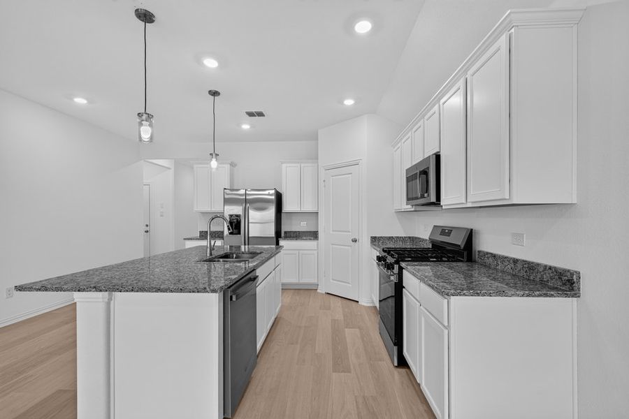 Furnished interior view inside a new home in River Ridge, Crandall (Image 6).