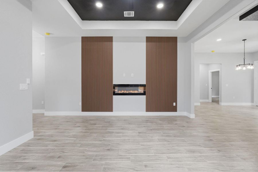 Spacious, unfurnished interior of a new home in , Willis (Image 17).
