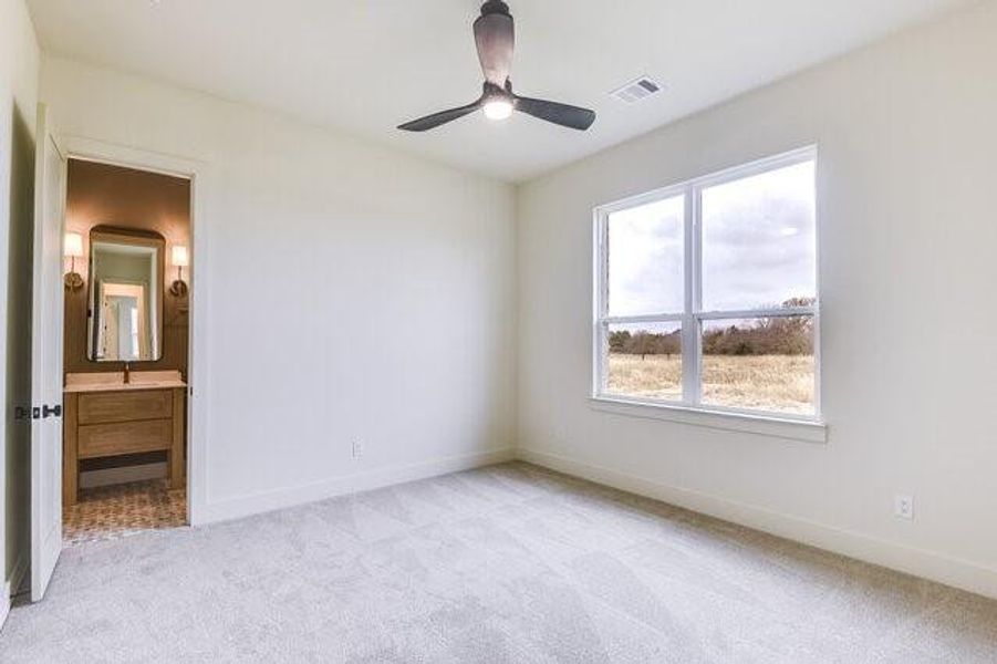 Spacious, unfurnished interior of a new home in , Midlothian (Image 23).