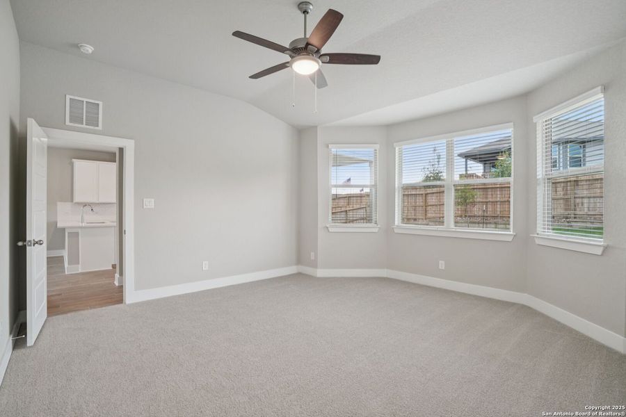 Spacious, unfurnished interior of a new home in Kallison Ranch, San Antonio (Image 28).
