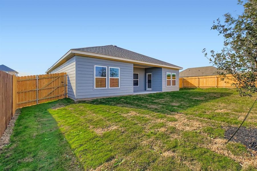 Exterior details and patio area of a home in MiraVerde, Crowley (Image 3).