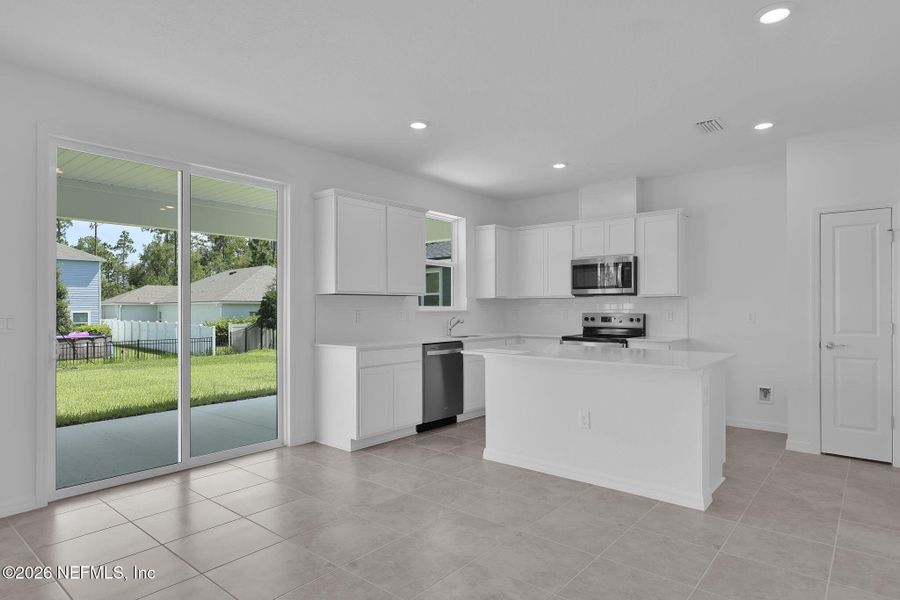 Furnished interior view inside a new home in Hyland Trail, Green Cove Springs (Image 9). Furnished interior view inside a new home in Hyland Trail, Green Cove Springs (Image 9).