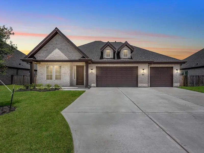 New Construction! RARE 80' homesite in Blue Heron Estates, a Mont Belvieu community positioned nearby to all of Barbers Hill schools! New Construction! RARE 80' homesite in Blue Heron Estates, a Mont Belvieu community positioned nearby to all of Barbers Hill schools!