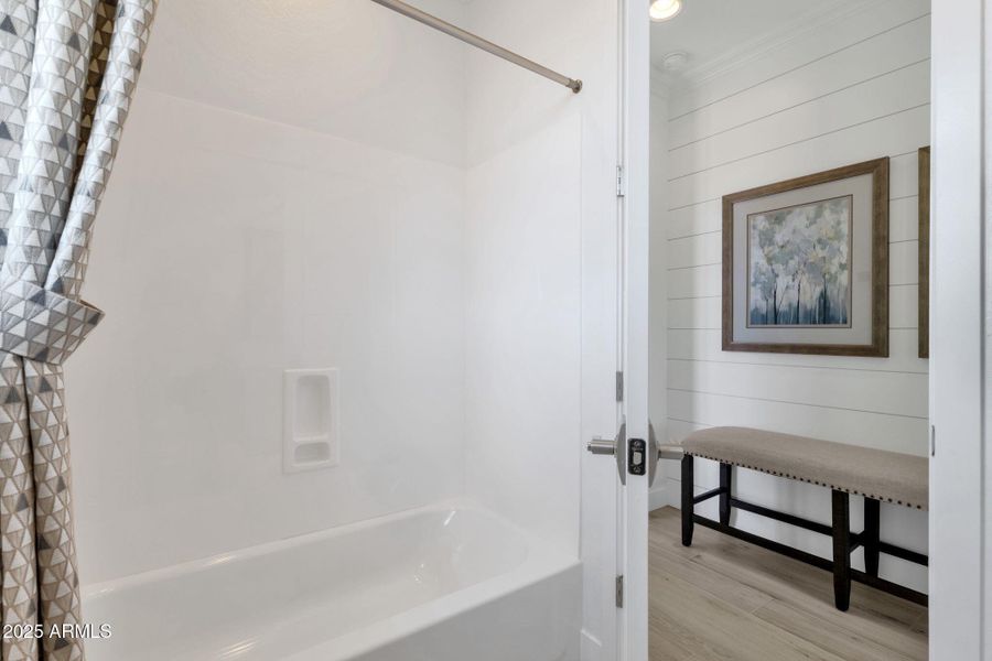 21-web-or-mls- 21-web-or-mls-