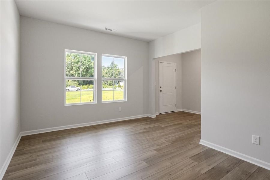 Spacious, unfurnished interior of a new home in Cambridge Reserve, Angier (Image 17).