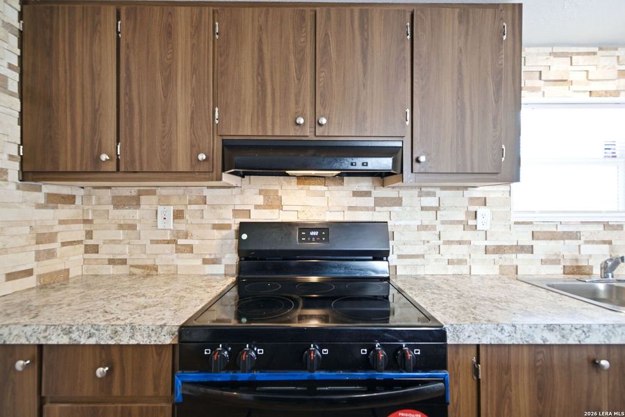 Close-up of interior finishes inside a home in , Atascosa (Image 13).