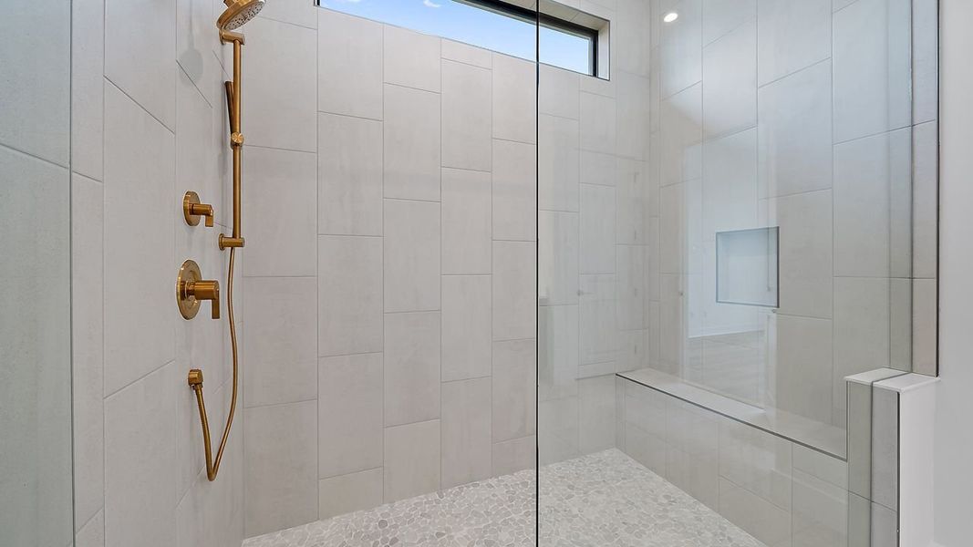 Owner's Suite Bath Owner's Suite Bath