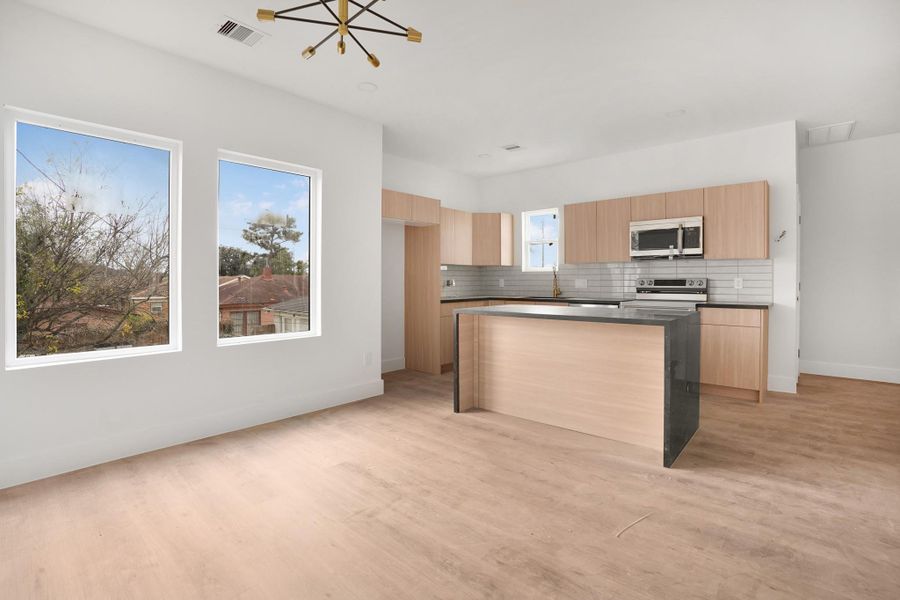 Image 25 of a home in . Image 25 of a home in .